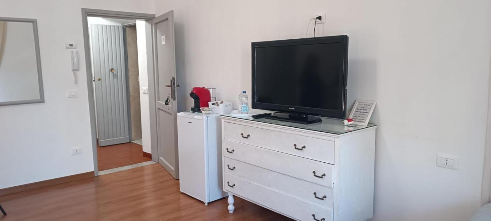 Velia'S Home Casa Vacanze B&B Castel Sant'Elia Εξωτερικό φωτογραφία